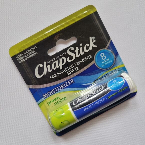 New Chapstick Green Apple Lip Balm Moisturizer Sunscreen SPF Discontinued Sealed - Picture 1 of 7